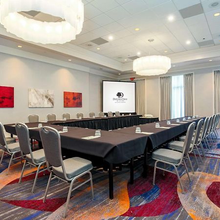 Готель Doubletree By Hilton Atlanta Airport College Park Екстер'єр фото